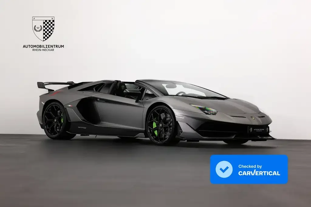 Lamborghini Aventador SVJ
